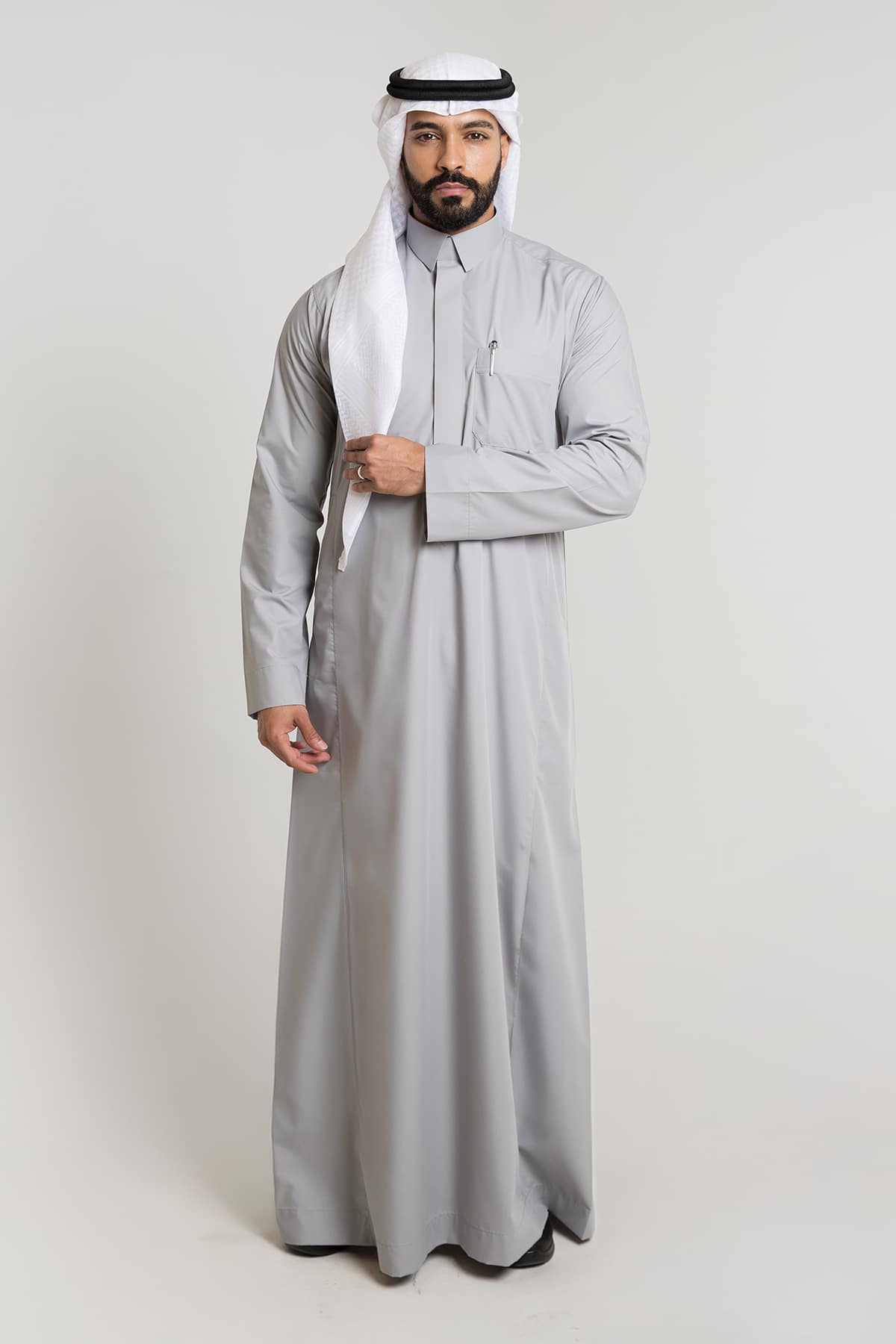 ثوب رمادي سادة
